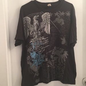 Men’s Large graphic tee